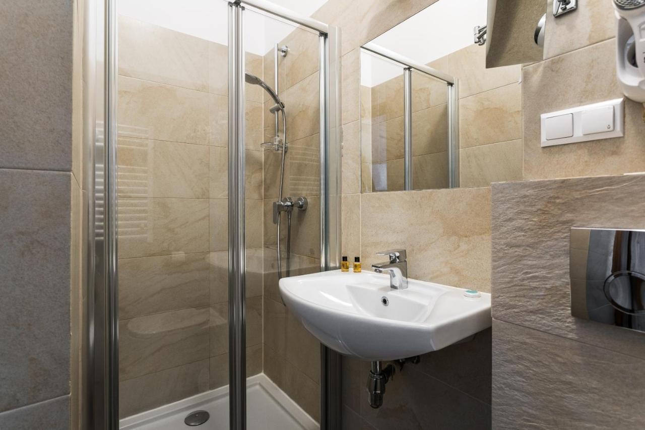 קרקוב G12 Aparthotel מראה חיצוני תמונה
